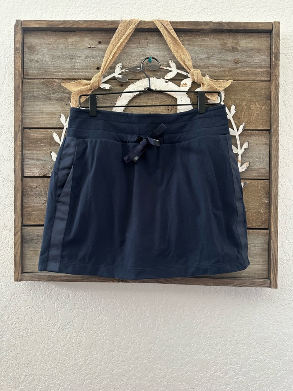 Athleta‎ Metro Downtown Multipocket Navy Drawstring Athletic Skort size M